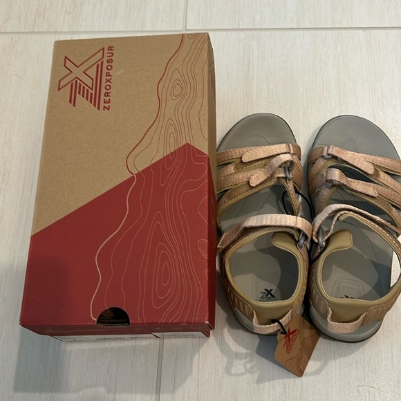 NEW in box ZeroXposur La Palme Sandal | Size 8 | Tan - Picture 4 of 7